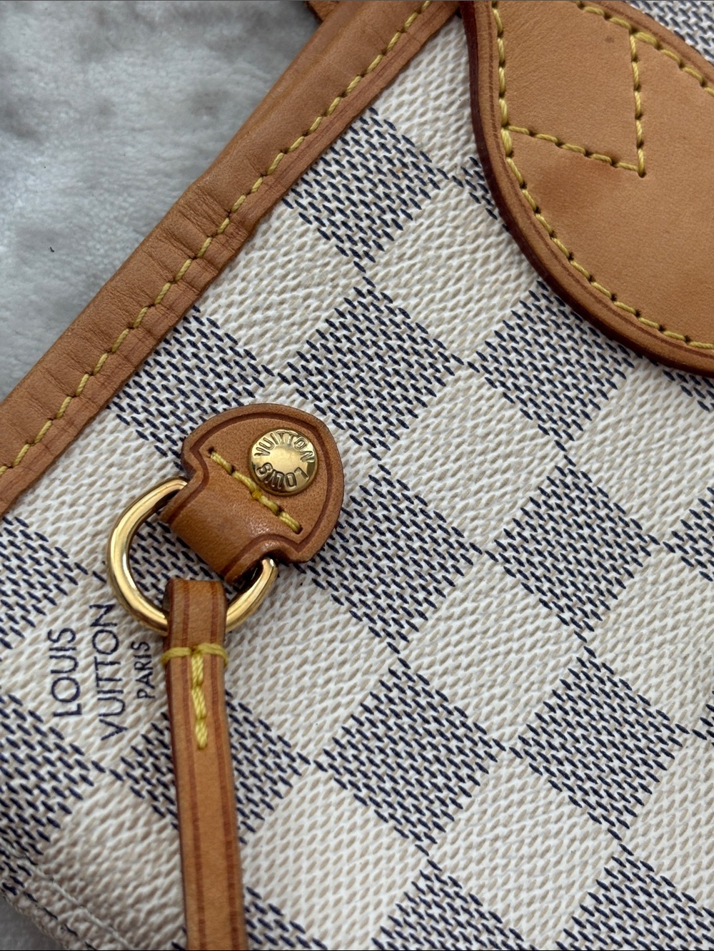 Louis Vuitton Damier Azur Canvas Tote with Vachetta Trim - Picture 5 of 9